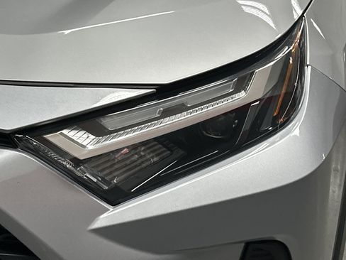 Used 2024 Toyota RAV4 XLE w/ Convenience Package FWD image 6