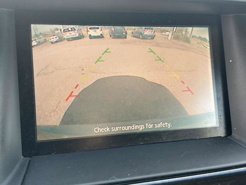 Used 2016 Nissan Pathfinder SV FWD image 19