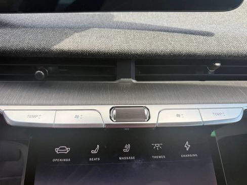Used 2024 Lucid Air Touring AWD/4WD image 26