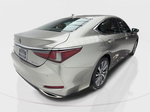 Used 2021 Lexus ES 350 w/ Premium Package image 9