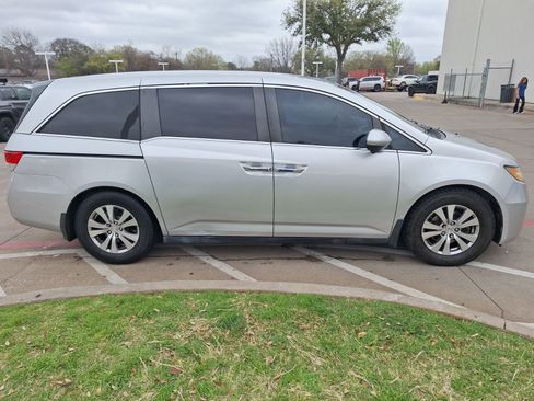 Used 2014 Honda Odyssey EX image 7