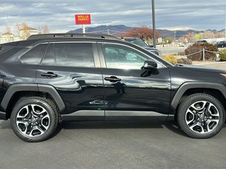 Used 2021 Toyota RAV4 Adventure video 2