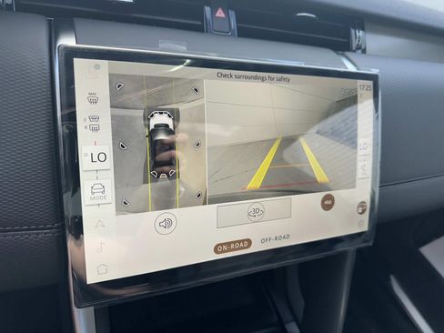 New 2026 Land Rover Discovery Sport Landmark AWD/4WD image 16