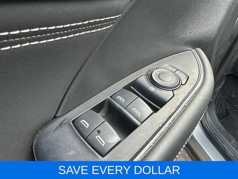 Used 2023 Buick Envision Preferred w/ Sport Touring Package AWD/4WD image 3