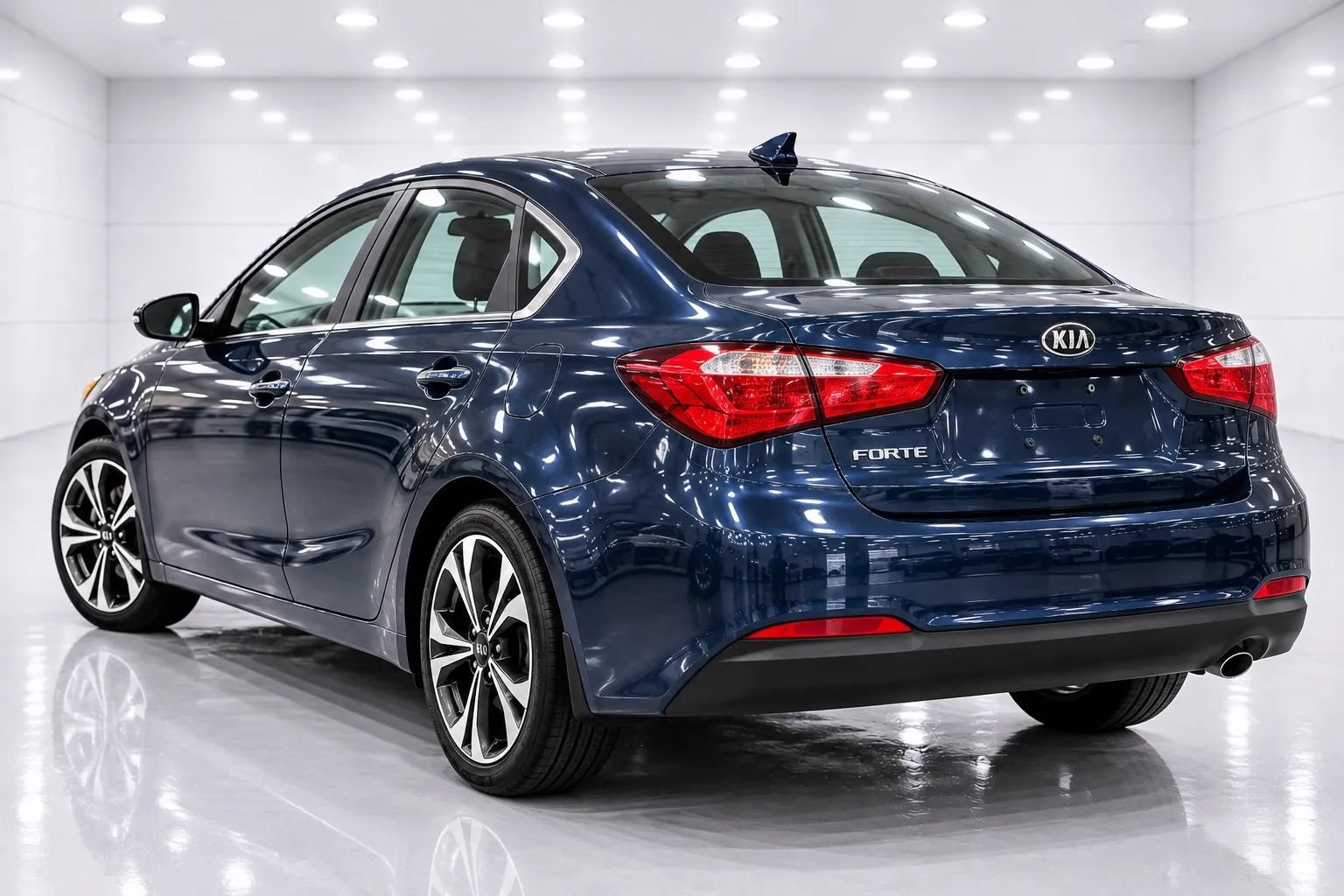 Used 2016 Kia Forte EX w/ EX Premium Package FWD image 3