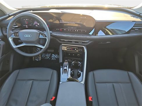 Used 2025 Audi Q5 Premium Plus w/ Premium Plus image 10