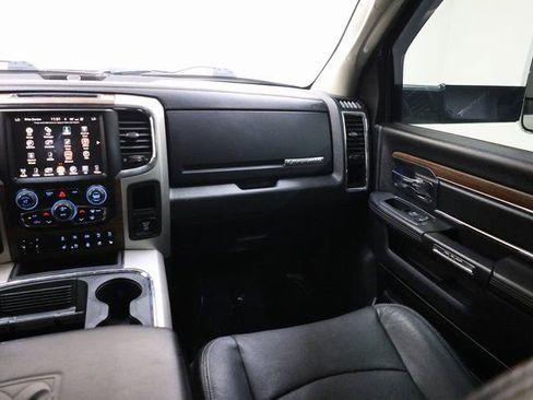 Used 2016 RAM 3500 Laramie w/ Convenience Group image 81