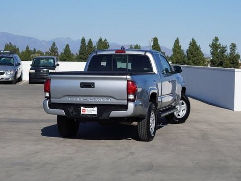Used 2023 Toyota Tacoma SR w/ SR Convenience Package RWD image 8