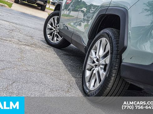 Used 2023 Toyota RAV4 XLE Premium image 14