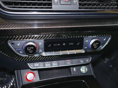 Used 2022 Audi SQ5 Premium Plus image 34