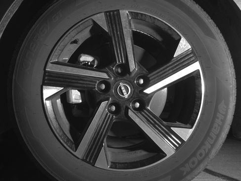 Used 2025 Nissan Sentra SV image 12