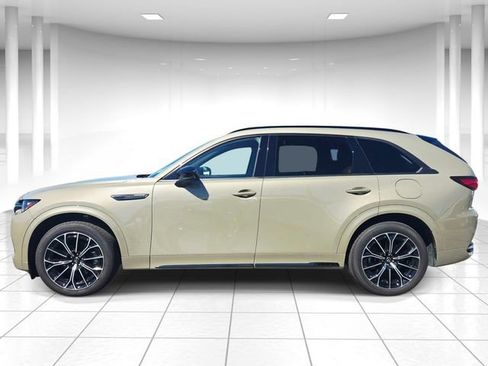 Certified 2025 MAZDA CX-70 3.3 Turbo S w/ Premium Plus AWD/4WD image 2