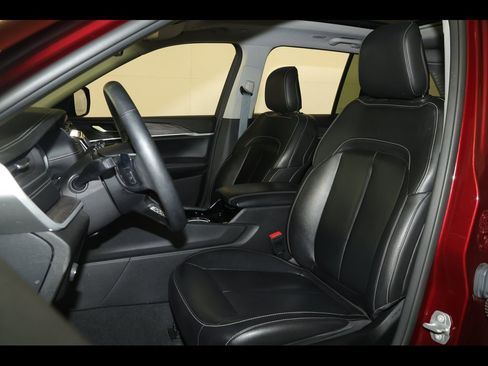 Used 2022 Jeep Grand Cherokee Limited image 25