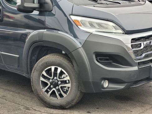 New 2026 RAM ProMaster 2500 w/ Quick Order Package 22G SLT image 3