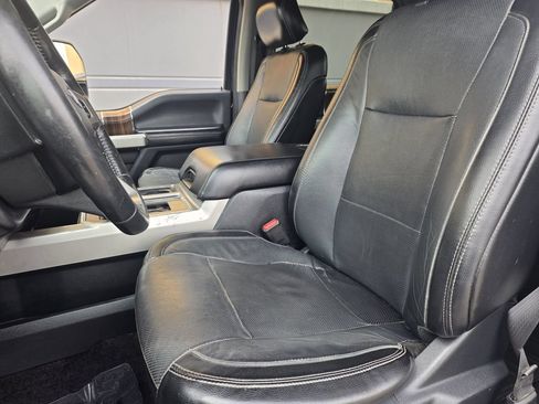 Used 2017 Ford F150 Lariat w/ Equipment Group 501A Mid AWD/4WD image 12