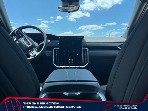 New 2026 GMC Acadia Elevation FWD image 15