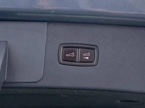 Used 2019 Porsche Cayenne image 30