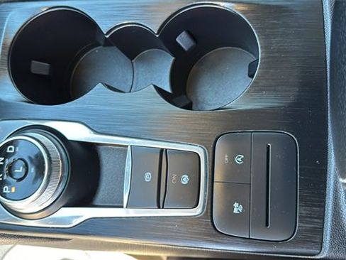 Certified 2022 Ford Escape SEL image 26