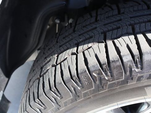 Used 2025 RAM 1500 Limited w/ Bed Utility Group image 64