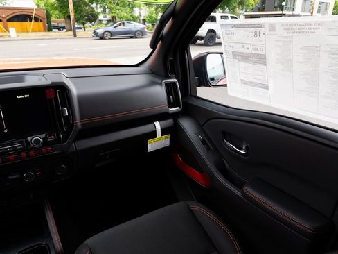 New 2025 Nissan Frontier PRO-4X w/ Pro Convenience Package image 10