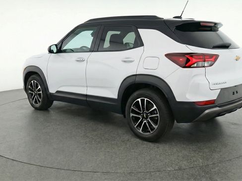 Used 2025 Chevrolet TrailBlazer LT image 6