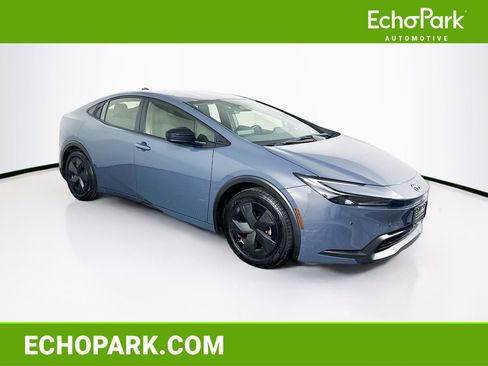 Used 2024 Toyota Prius LE image 1