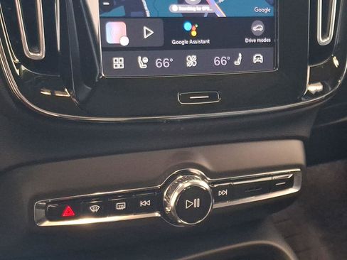 Certified 2026 Volvo XC40 B5 Ultra w/ Protection Package Premier image 10