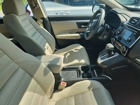 Used 2017 Honda CR-V LX image 14