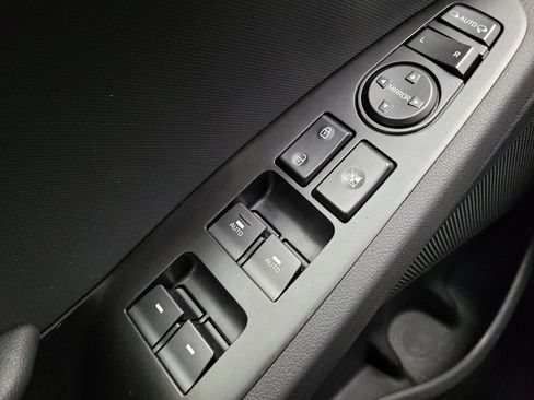 Used 2021 Hyundai Ioniq Limited image 27