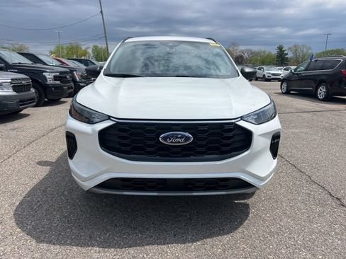 Certified 2024 Ford Escape ST-Line w/ Tech Pack #1 AWD/4WD image 2