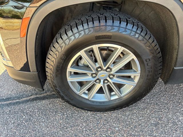Used 2022 Chevrolet Traverse LT AWD/4WD image 14