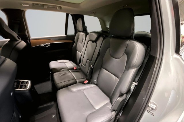 Certified 2025 Volvo XC90 T8 Plus w/ Protection Package Premier AWD/4WD image 29