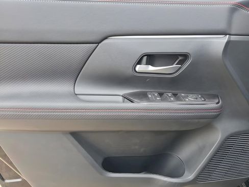 New 2026 Nissan Kicks SR w/ Cold Weather Package image 15