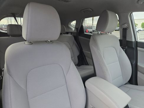 Used 2020 Hyundai Tucson SE image 27