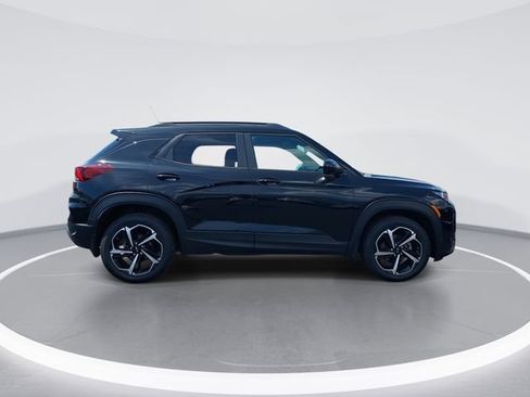 Used 2022 Chevrolet TrailBlazer RS AWD/4WD image 9