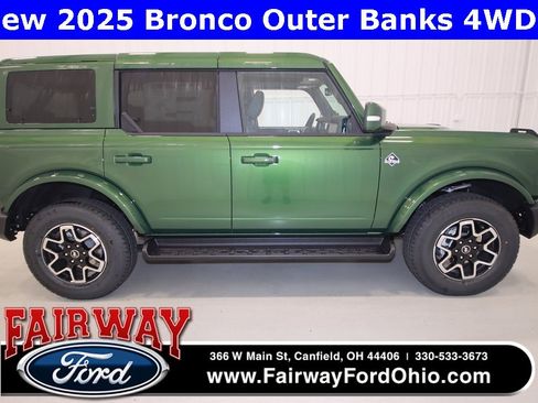 New 2025 Ford Bronco Outer Banks image 1