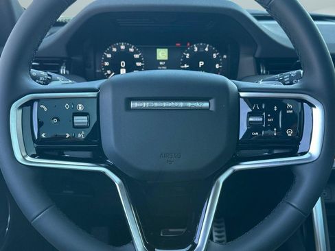 New 2025 Land Rover Discovery Sport Dynamic SE AWD/4WD image 9