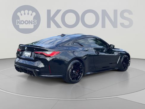 Used 2022 BMW M4 Competition w/ M Carbon Exterior Package RWD image 7