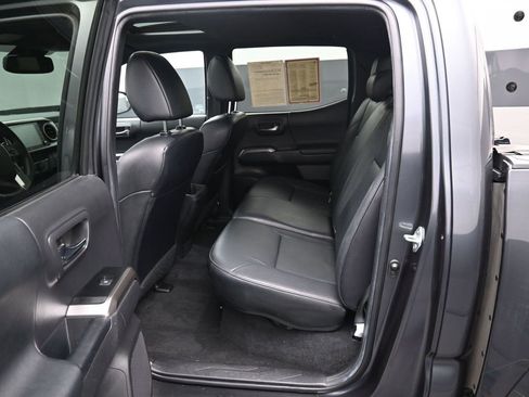 Used 2022 Toyota Tacoma Limited w/ Nightshade Package image 30