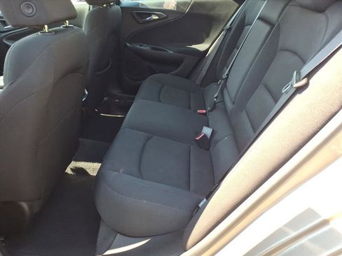 Used 2023 Chevrolet Malibu LT FWD image 12