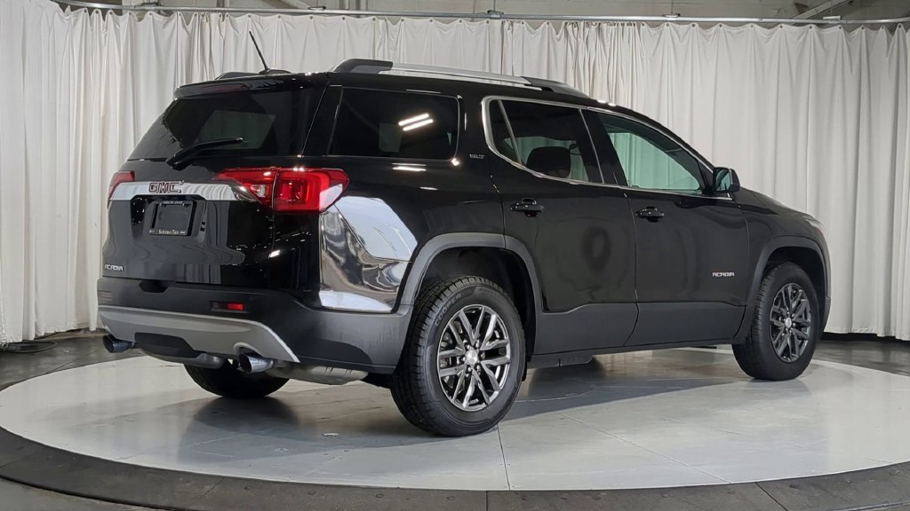 Used 2018 GMC Acadia SLT FWD image 10