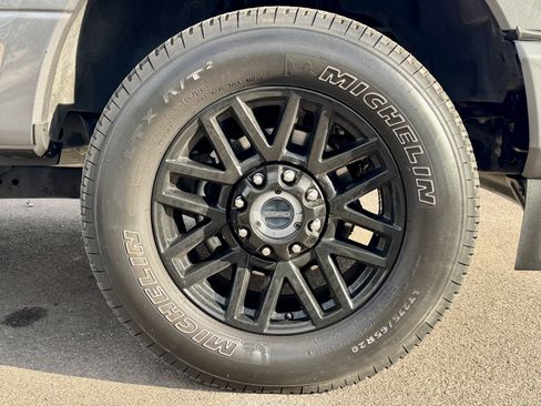 Used 2022 Ford F350 Lariat w/ Lariat Ultimate Package image 10