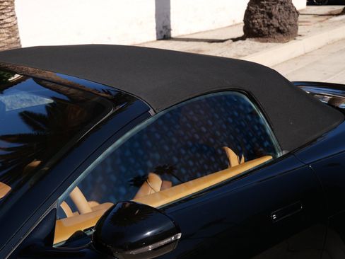 New 2026 Aston Martin V8 Vantage Convertible image 13