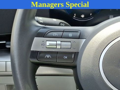 Used 2024 Hyundai Kona SEL FWD image 19