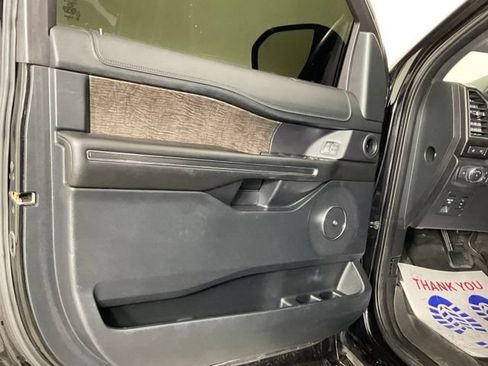 Used 2019 Ford Expedition Limited w/ Equipment Group 302A AWD/4WD image 11