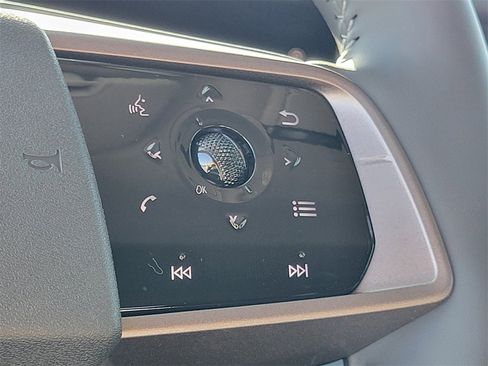 New 2025 Nissan Murano SV image 37