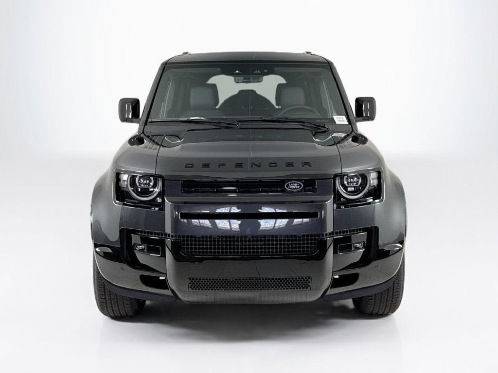Used 2026 Land Rover Defender 110 X-Dynamic SE AWD/4WD image 8