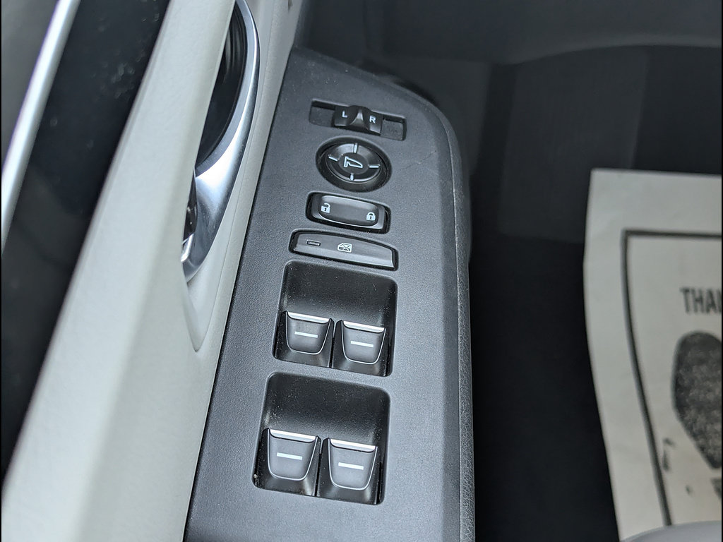 Used 2025 Honda Pilot EX-L image 29