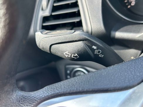 Used 2016 Ford Escape SE w/ SE Chrome Package image 22