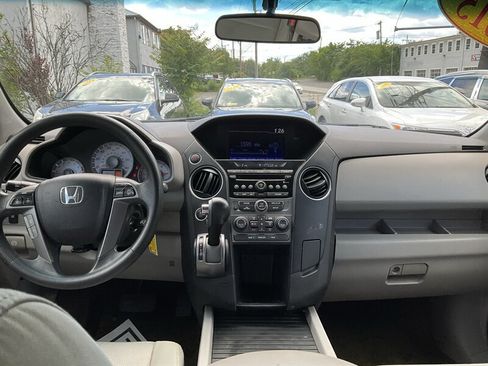 Used 2015 Honda Pilot LX image 11